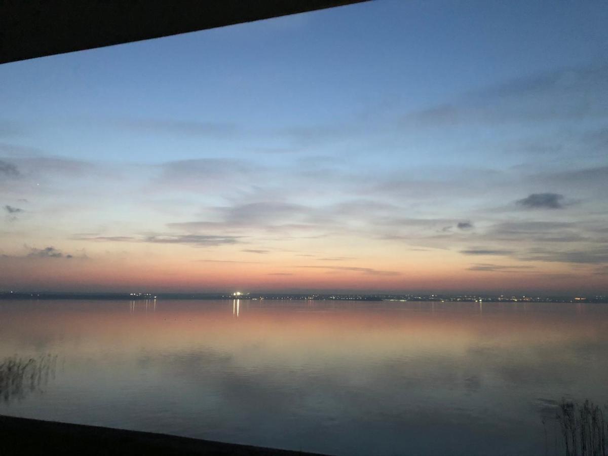 Riva Lake Boutique Mamaia Eksteriør billede