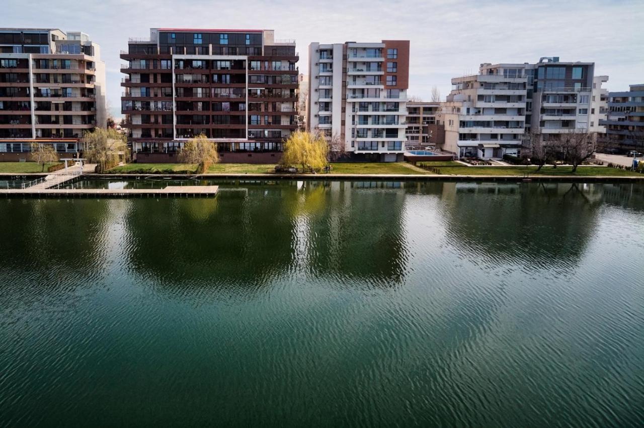 Riva Lake Boutique Mamaia Eksteriør billede